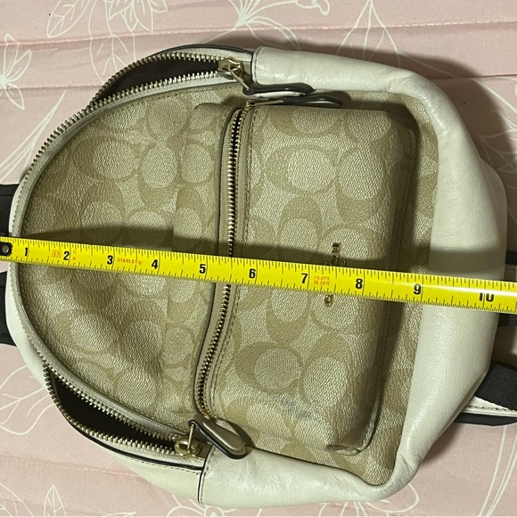 Cute coach backpack mini. Love this backpack! - Picture 3 of 10